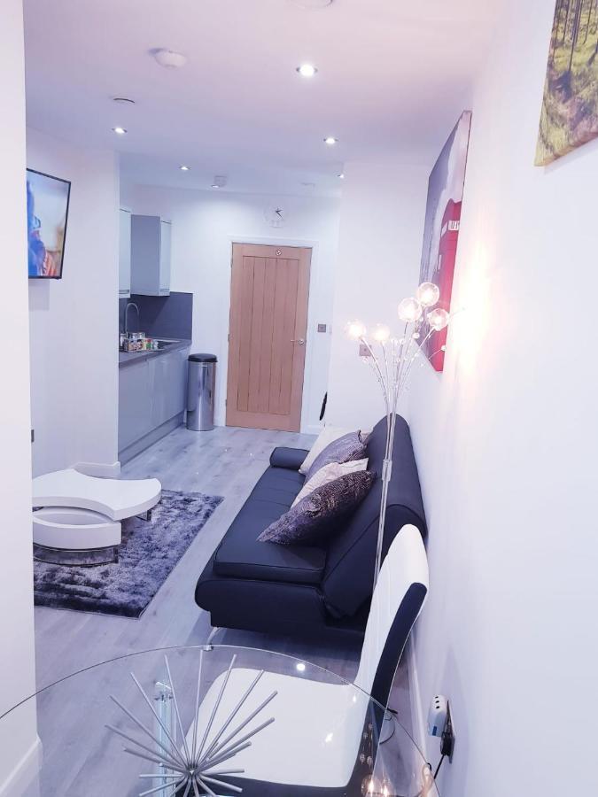 Z Home Apartments Лестер Экстерьер фото