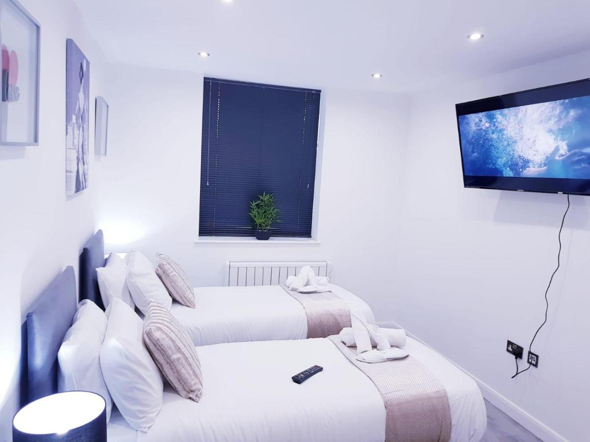 Z Home Apartments Лестер Экстерьер фото