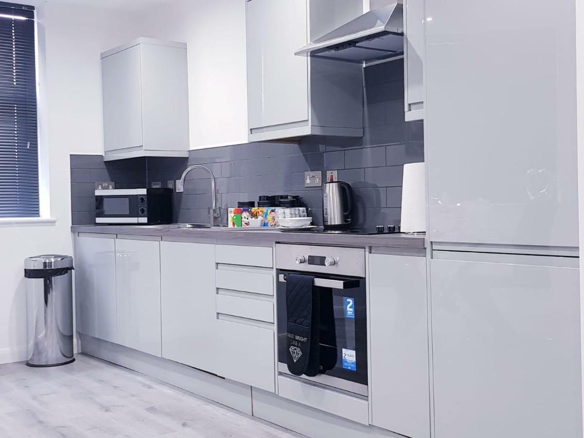 Z Home Apartments Лестер Экстерьер фото