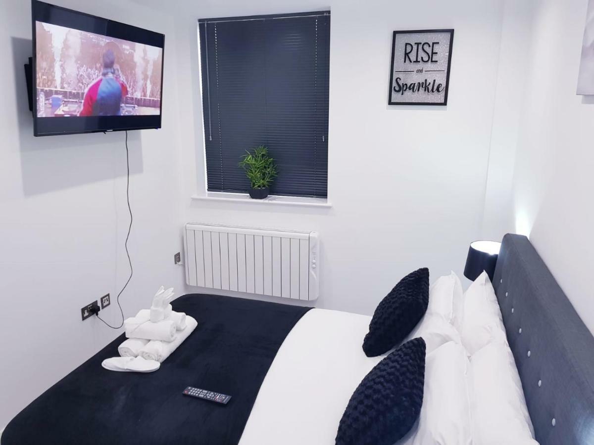 Z Home Apartments Лестер Экстерьер фото